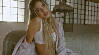 Corina Smith & Amenazzy - Aunque Me Lo Niegues (Official Video 2020)